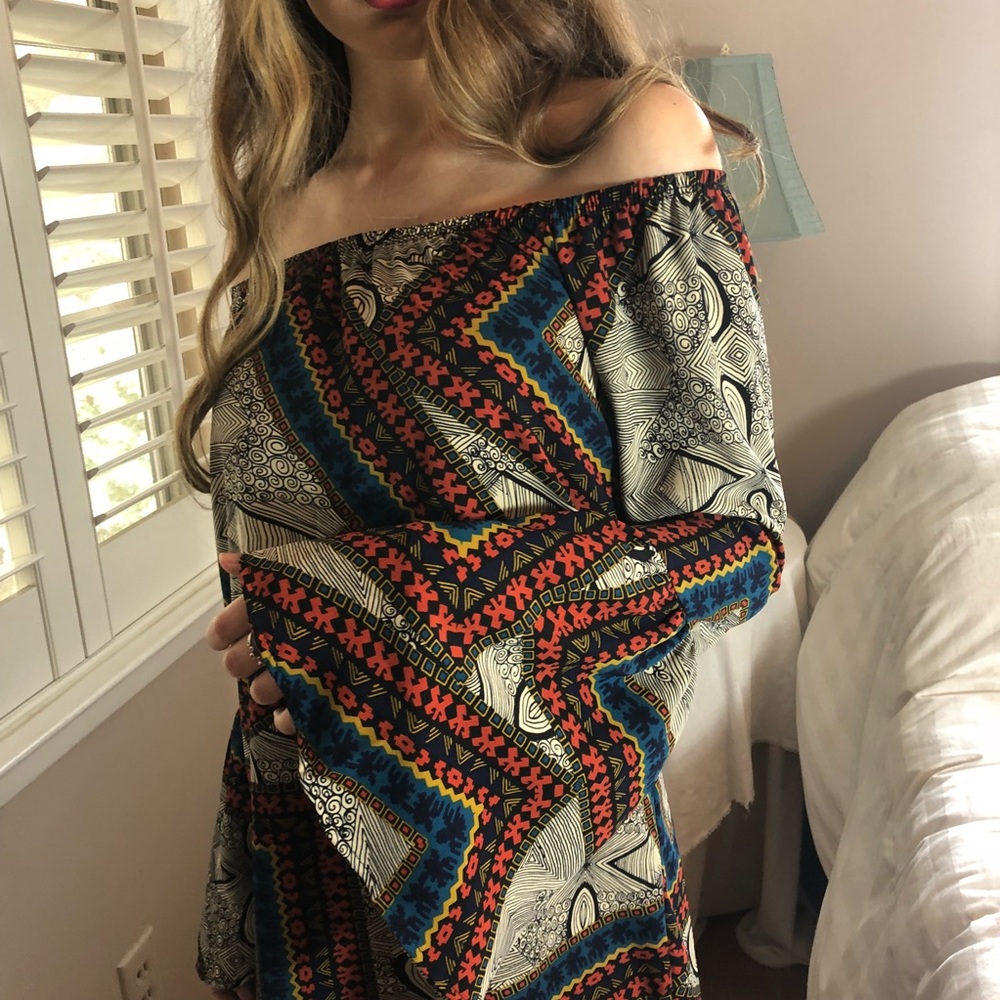 Solddd Outtt - Picture 3 of 4